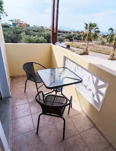 Апартаменти Verano Palmas Apartment_near The Sea-free Parking Херсонісос